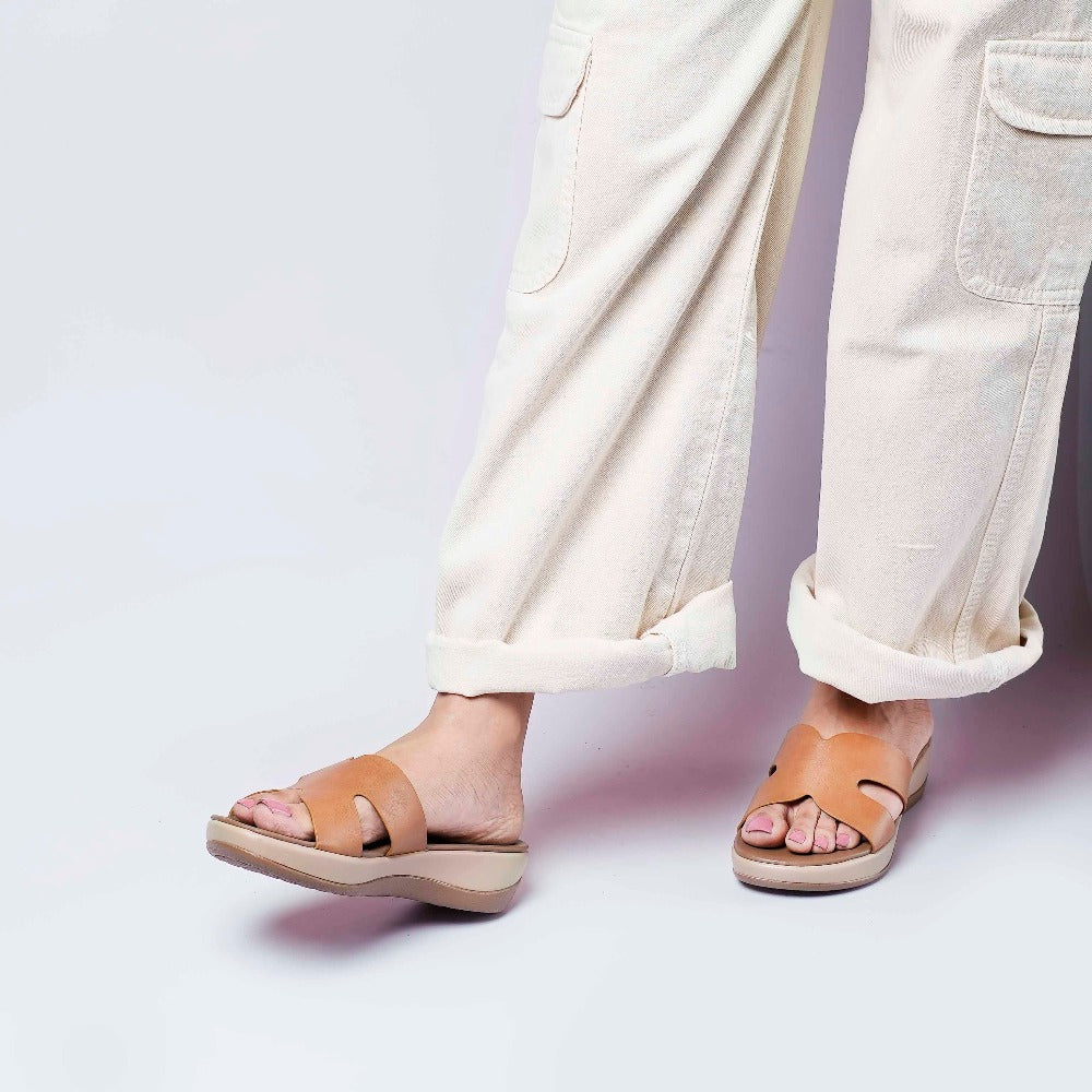 Hula Comfort Low Heel Platforms