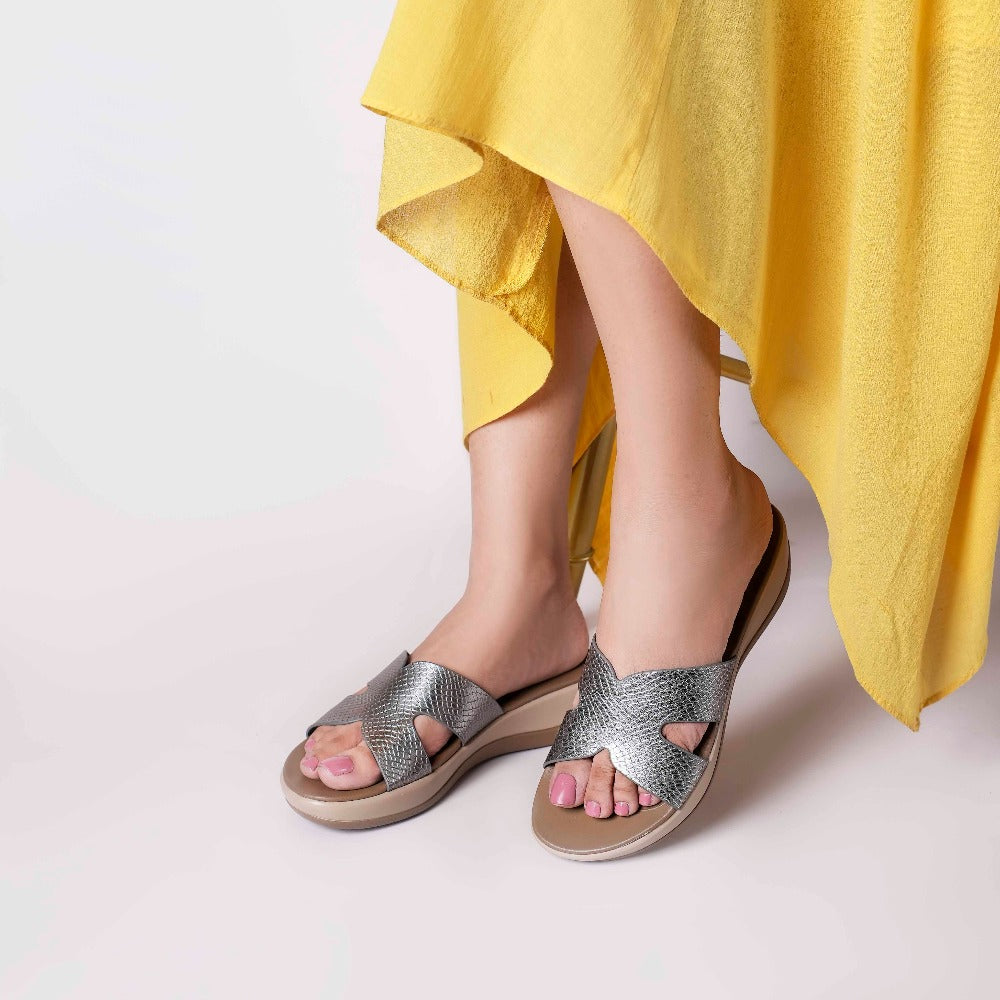 Hula Comfort Low Heel Platforms