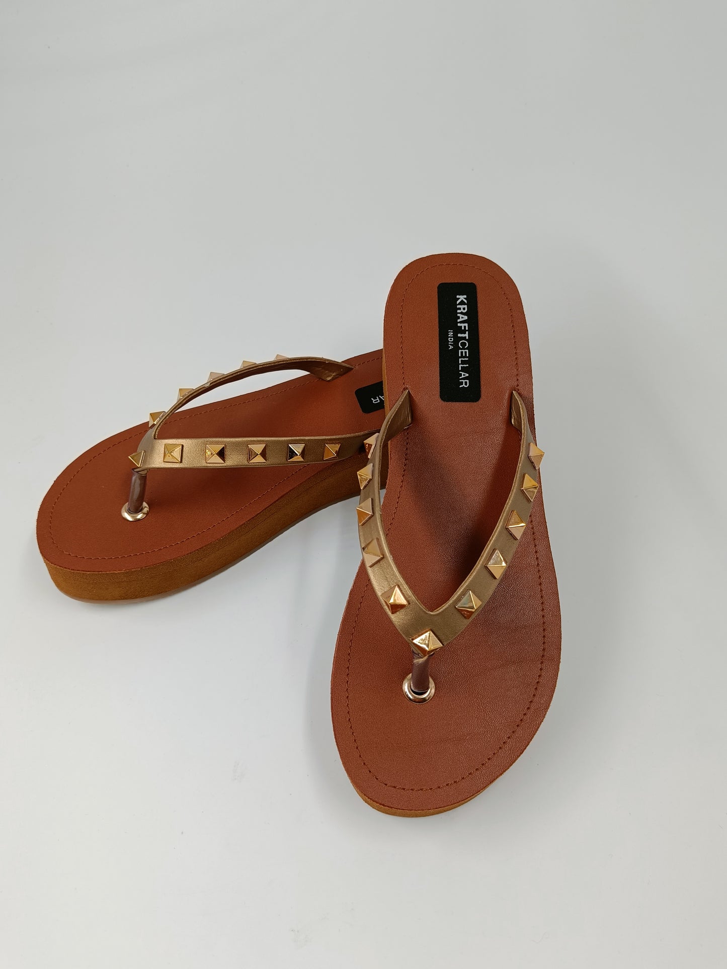 LIFESTYLE COMFORT PLATFORMS