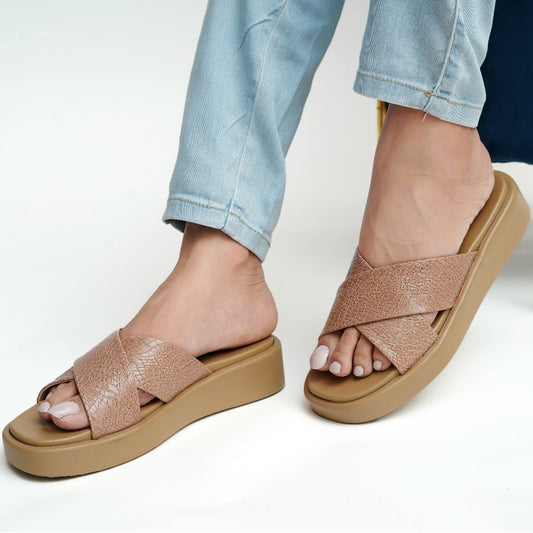 women comfort cross-strapped pink low platform heels of 1.5inch. Perfect to add an instant statement to your outfit.
