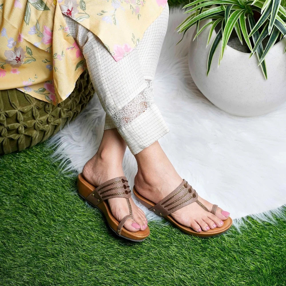 Kraft Cellar Mehr Kolhapuri Comfort Low Heel Platform