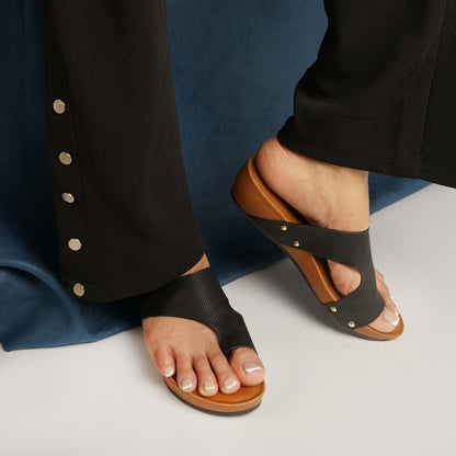 women footwear in low platform comfort black heels in 1.5inch. Great pair for workday meetings and dinner.